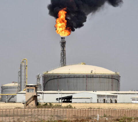 Oil prices remain over $100 level amid uncertainty